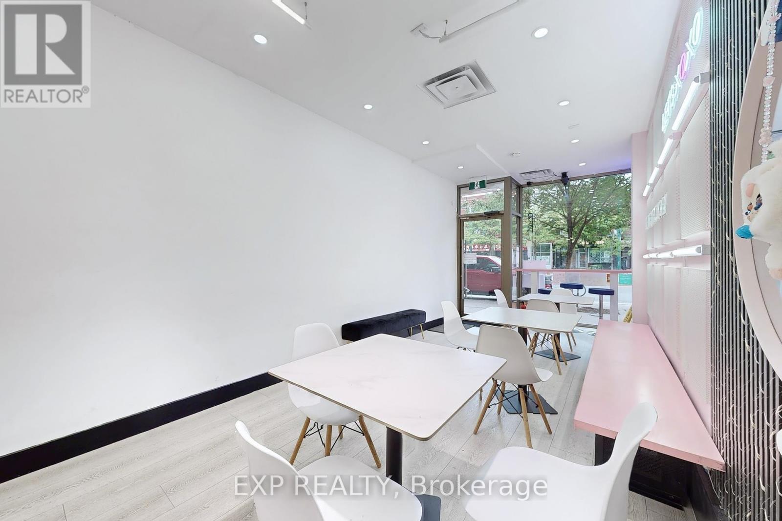 393 Spadina Avenue, Toronto, Ontario  M5T 2G6 - Photo 12 - C12283887