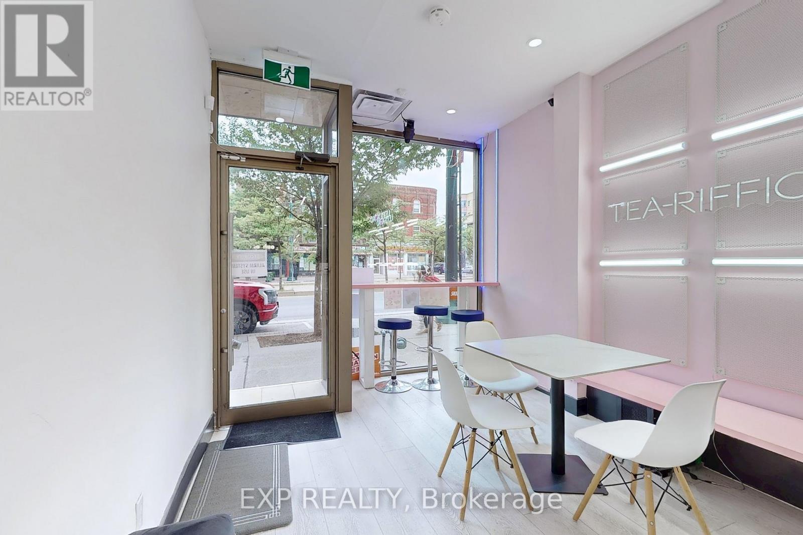 393 Spadina Avenue, Toronto, Ontario  M5T 2G6 - Photo 7 - C12283887