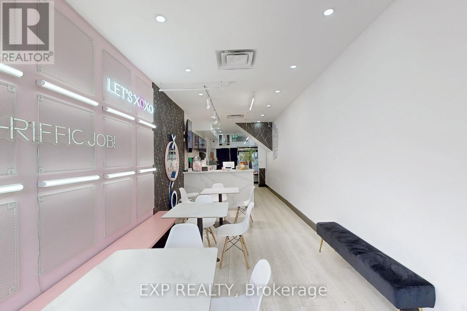 393 Spadina Avenue, Toronto, Ontario  M5T 2G6 - Photo 8 - C12283887