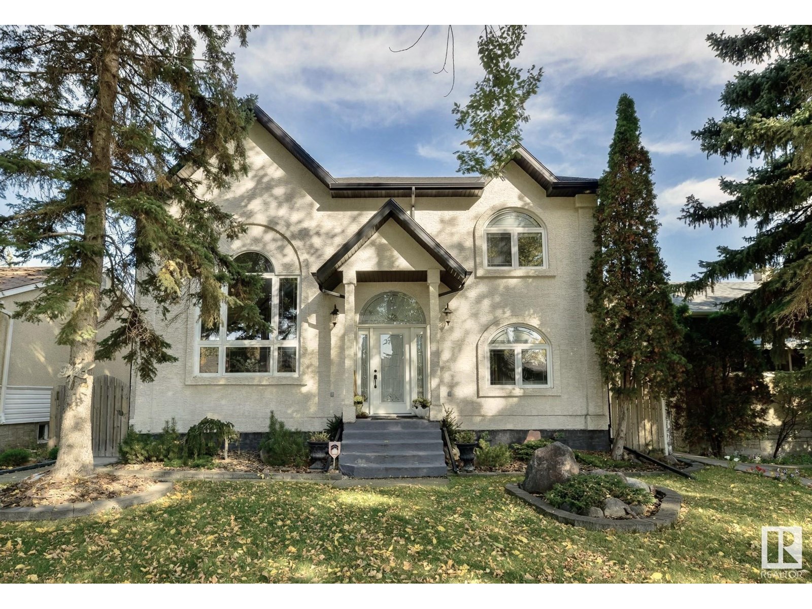 Property at 9720 65 AV NW image 1