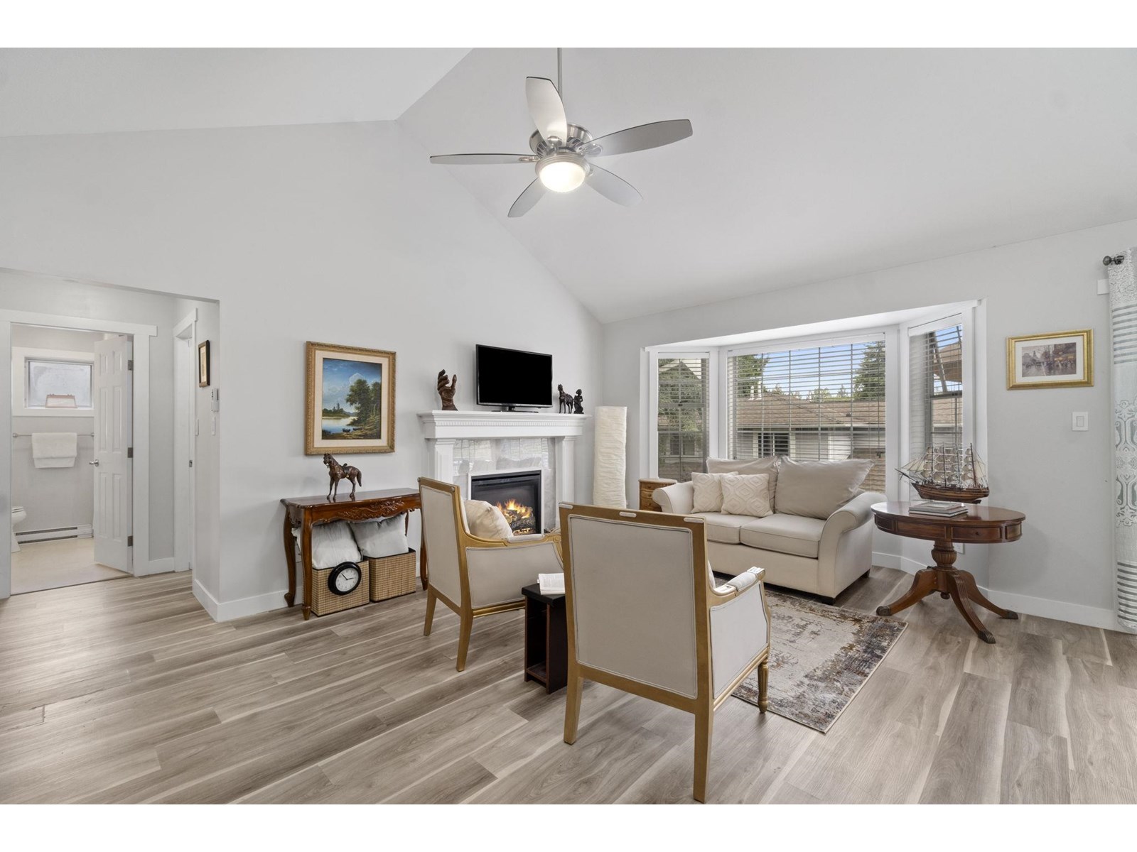 202 9109 154 Street Street, Surrey, British Columbia  V3R 9G8 - Photo 4 - R3025196