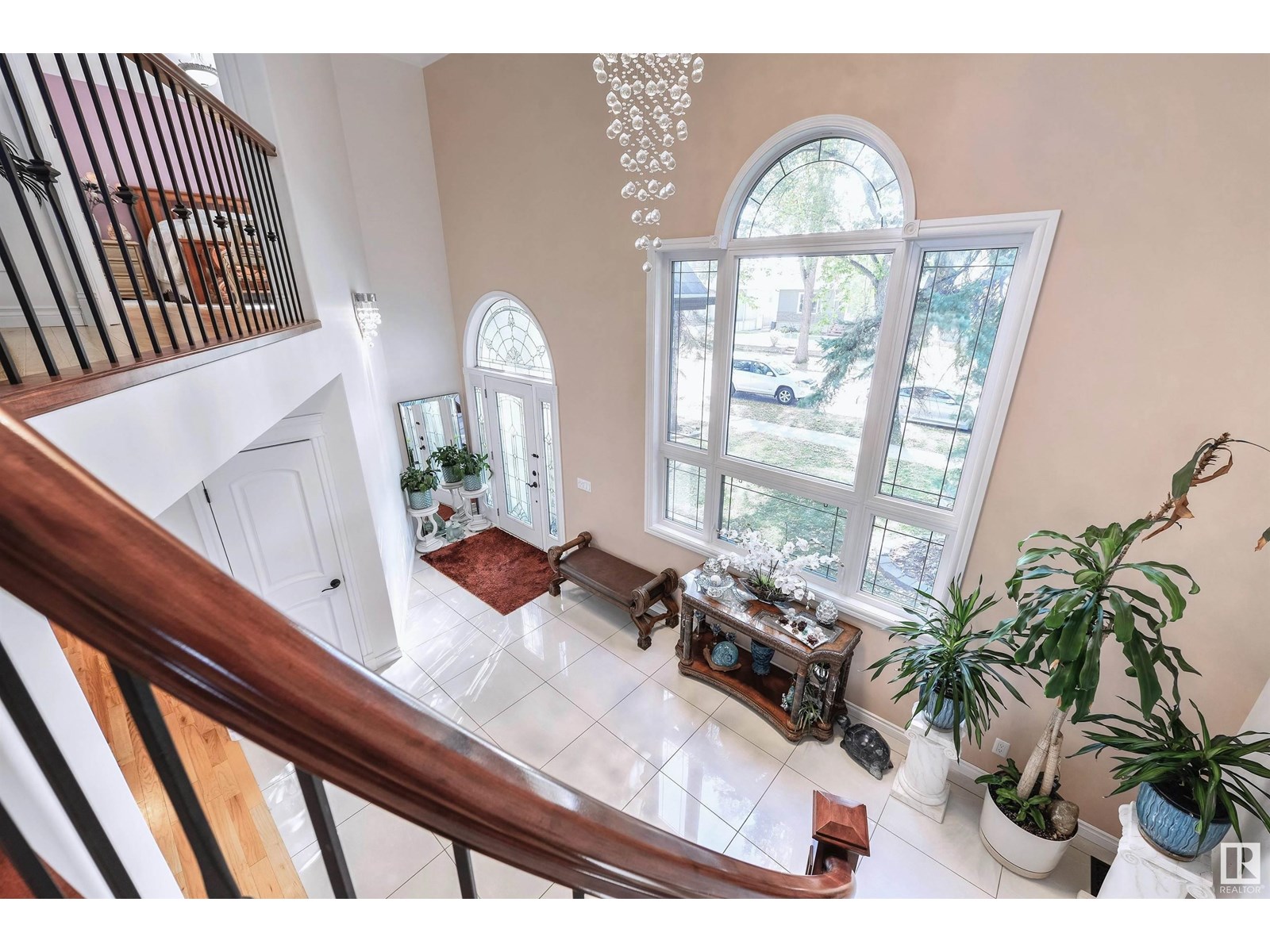 Property at 9720 65 AV NW image 4