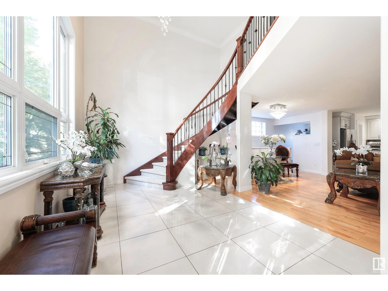 Property at 9720 65 AV NW image 5