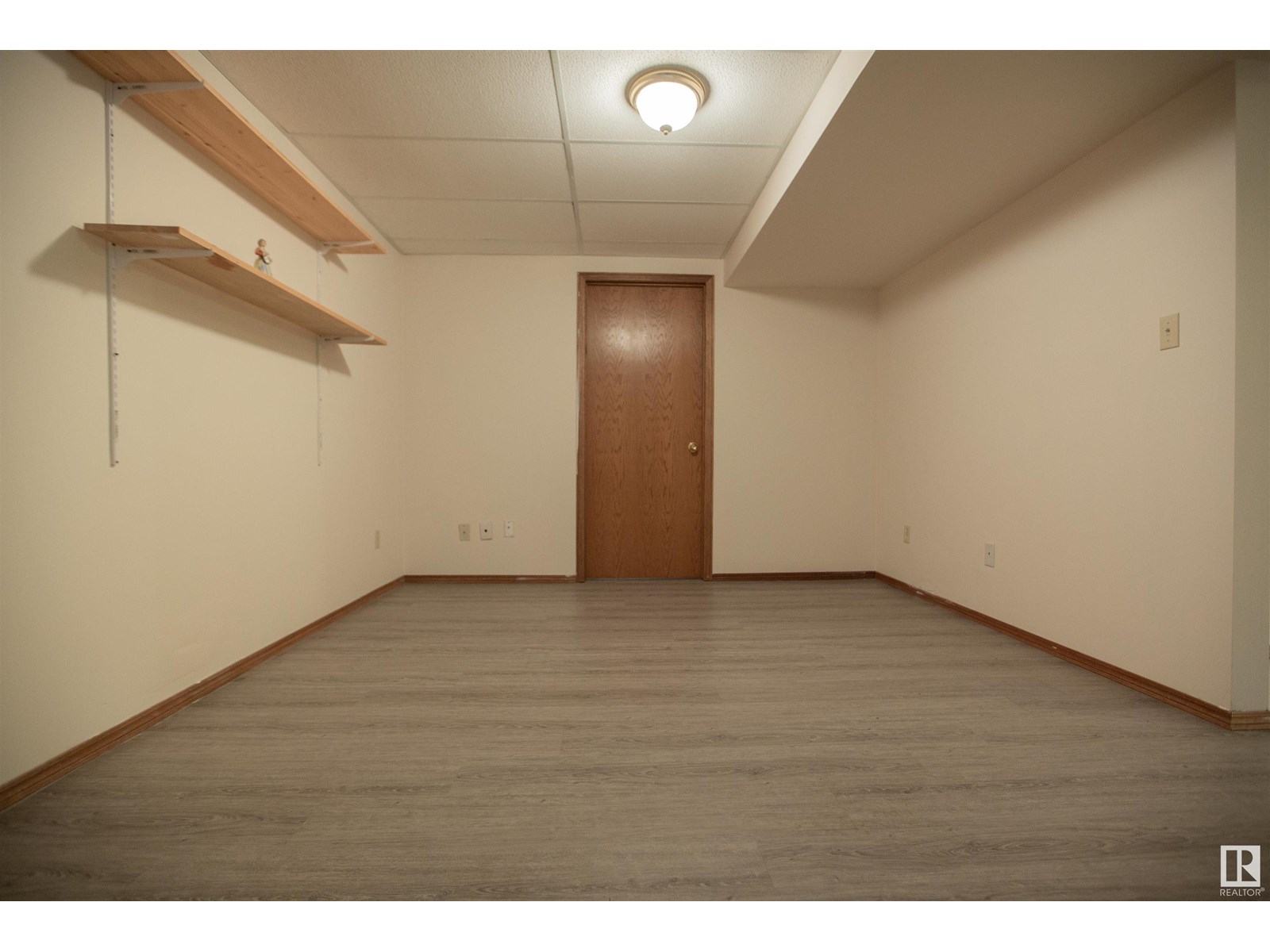 9915 154 Av Nw, Edmonton, Alberta  T5X 5R2 - Photo 35 - E4447657