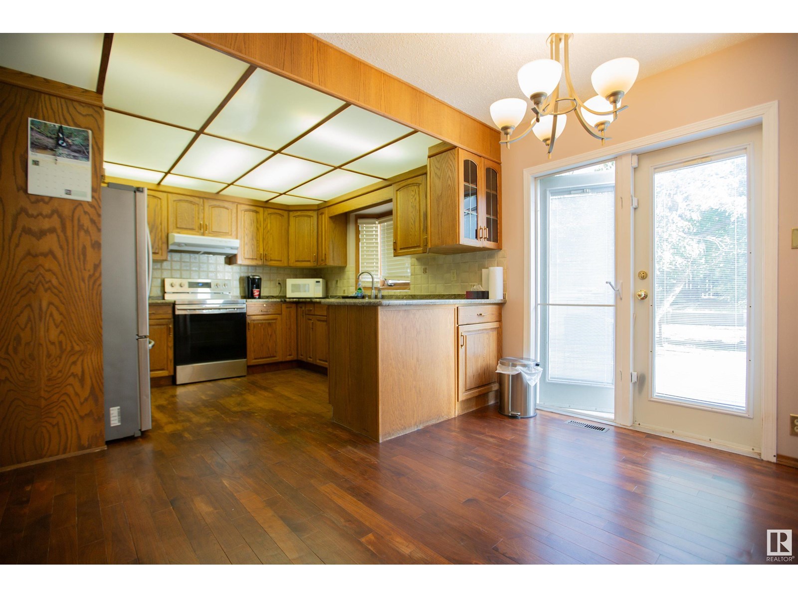 9915 154 Av Nw, Edmonton, Alberta  T5X 5R2 - Photo 17 - E4447657