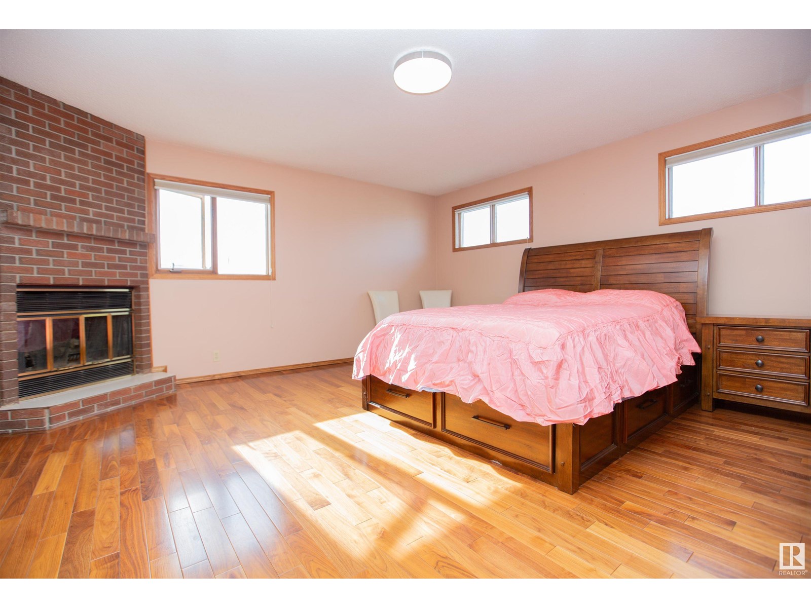9915 154 Av Nw, Edmonton, Alberta  T5X 5R2 - Photo 25 - E4447657