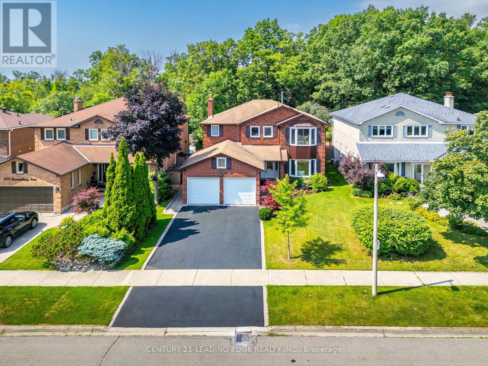 Property at 1482 QUEENSBURY CRESCENT image 1