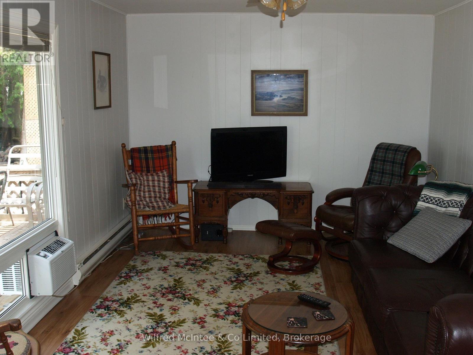 849 Bruce Road 13 Road, Native Leased Lands, Ontario  N0H 2L0 - Photo 15 - X12280096
