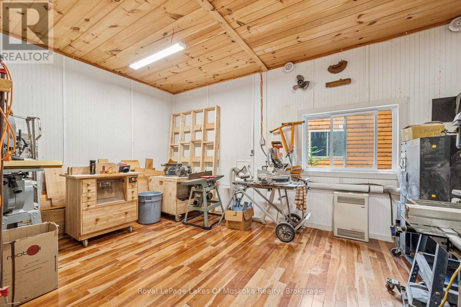 1315 Wolf Circle, Algonquin Highlands, Ontario  P0A 1E0 - Photo 44 - X12283352
