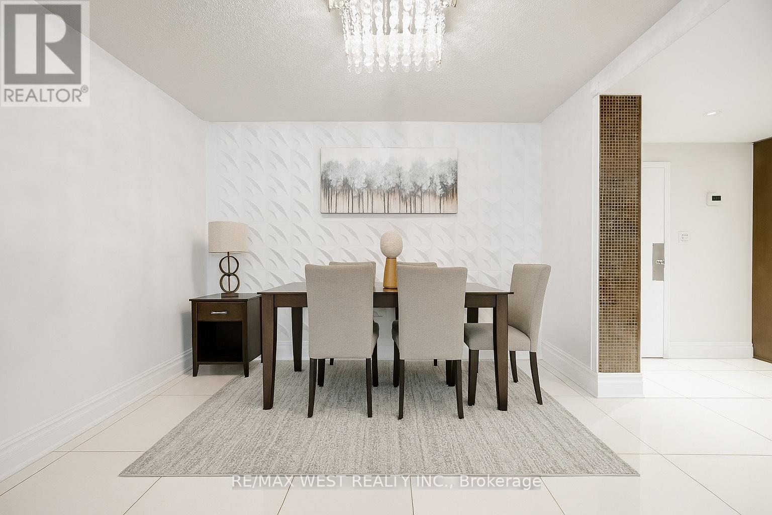 Property at 1416 - 370 DIXON ROAD image 2