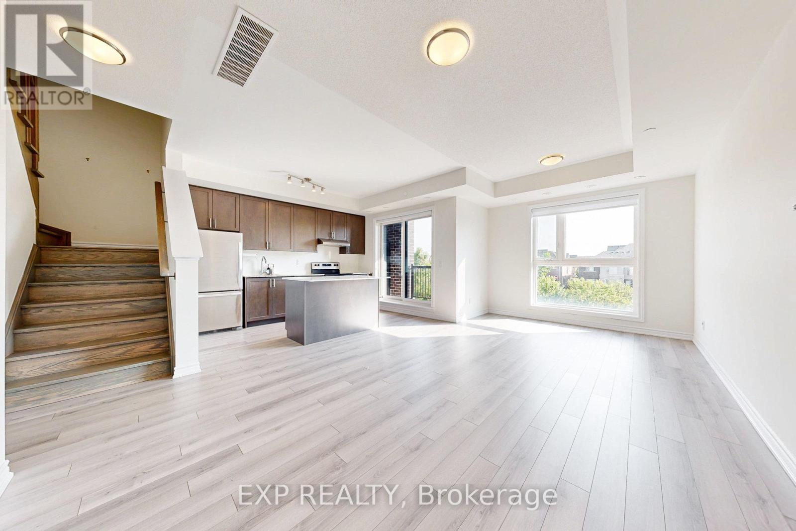 335 - 349 Wheat Boom Drive, Oakville, Ontario  L6H 7X5 - Photo 8 - W12283886