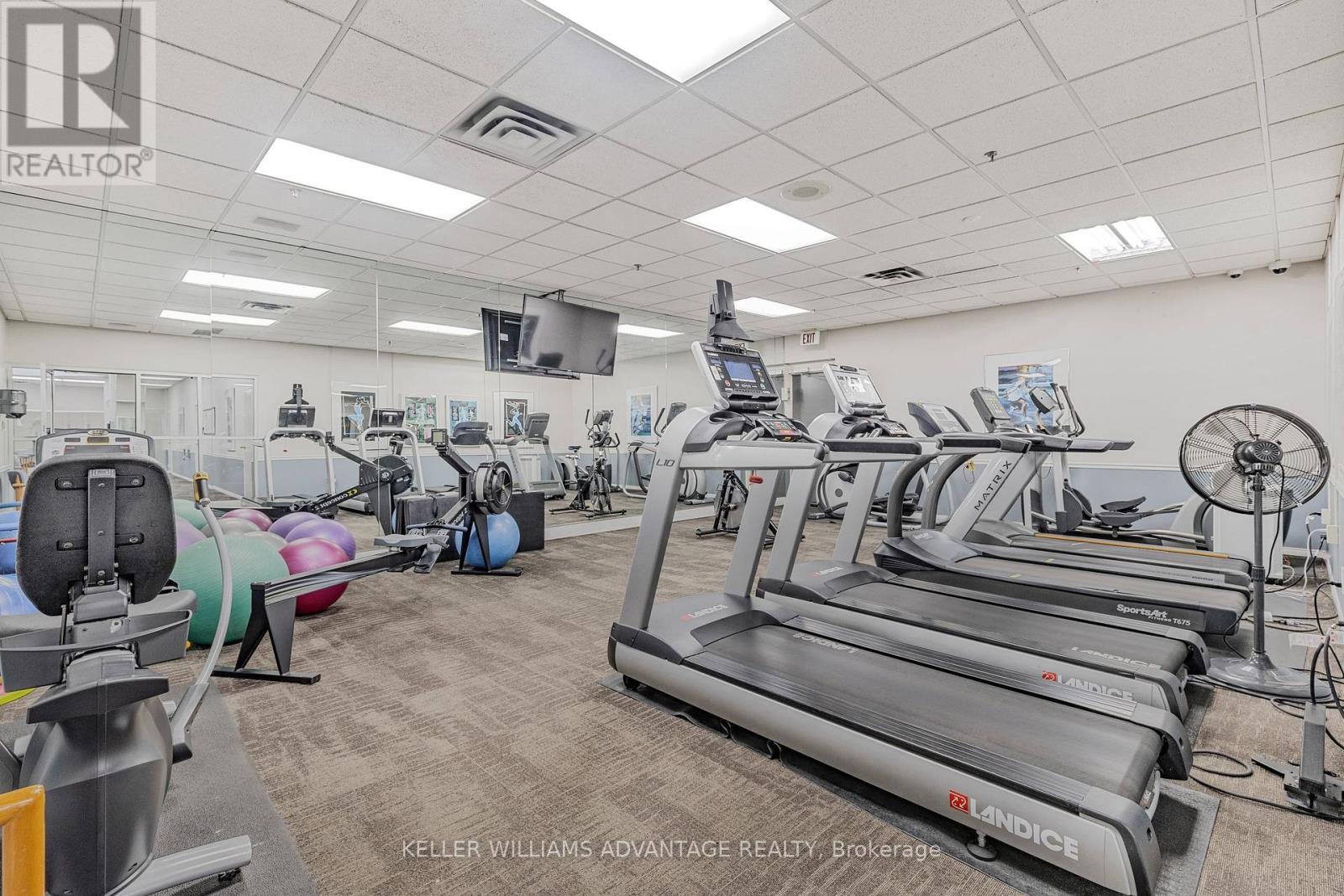 208 - 1270 Maple Crossing Boulevard, Burlington (Brant), Ontario  L7S 2J3 - Photo 25 - W12283906