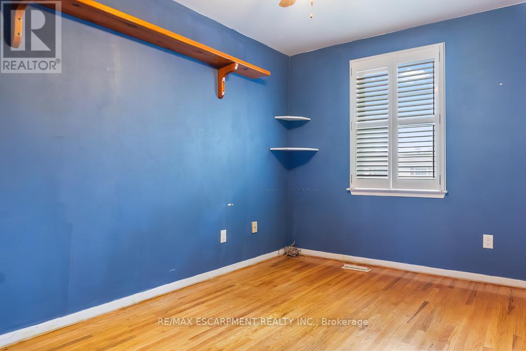 1 Dunbarton Crescent, Brampton (Southgate), Ontario  L6T 1N8 - Photo 26 - W12283927
