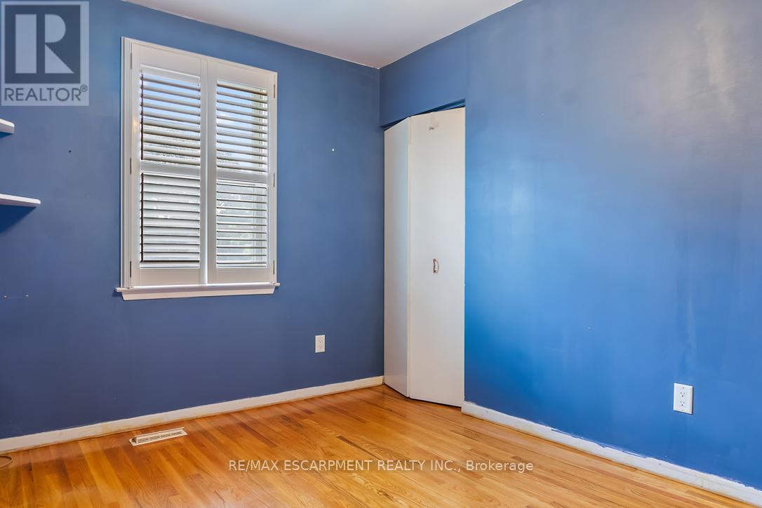 1 Dunbarton Crescent, Brampton (Southgate), Ontario  L6T 1N8 - Photo 27 - W12283927