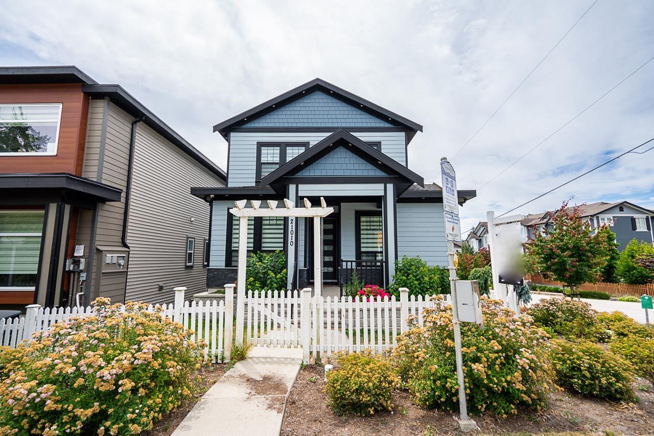 Property at 21010 72 AVENUE image 1