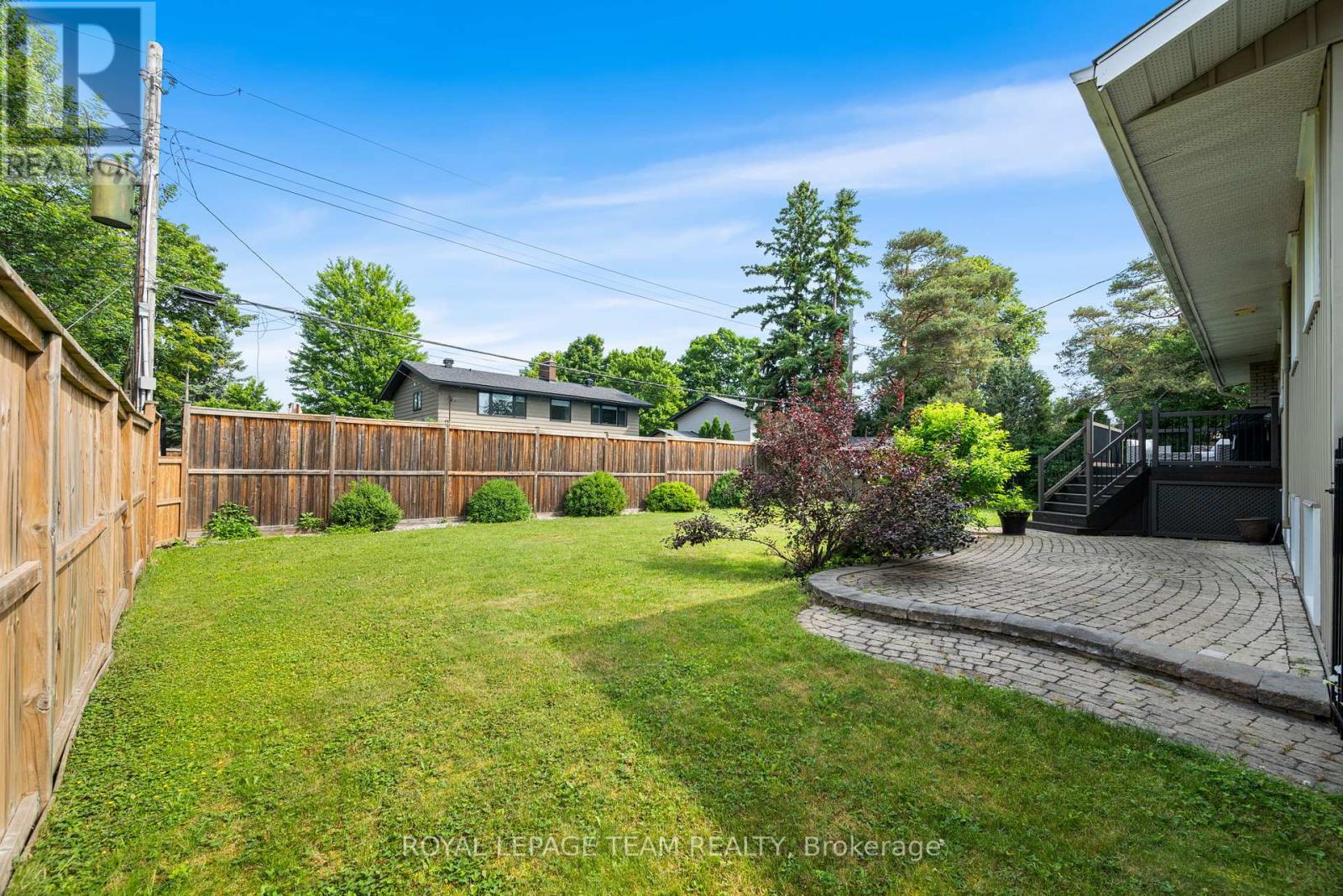 2001 Bel-Air Drive, Ottawa, Ontario  K2C 0X1 - Photo 37 - X12283948