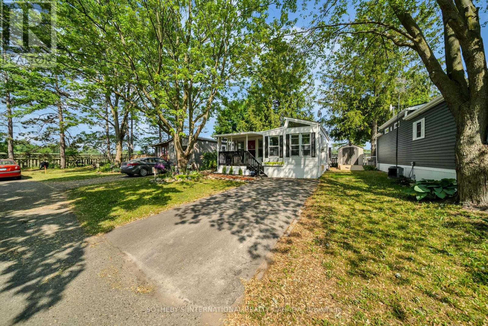 Property at 9 - 580 BEAVER CREEK ROAD image 3