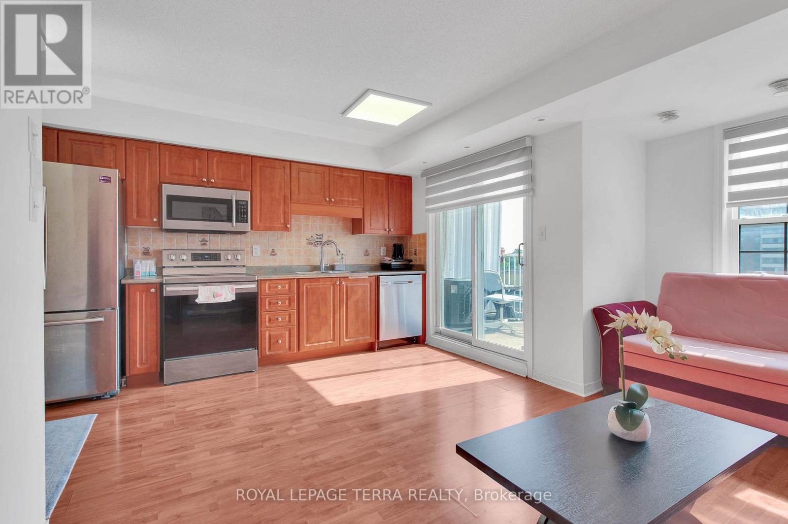 24 - 37 Four Winds Drive, Toronto (York University Heights), Ontario  M3J 1K7 - Photo 14 - W12283704