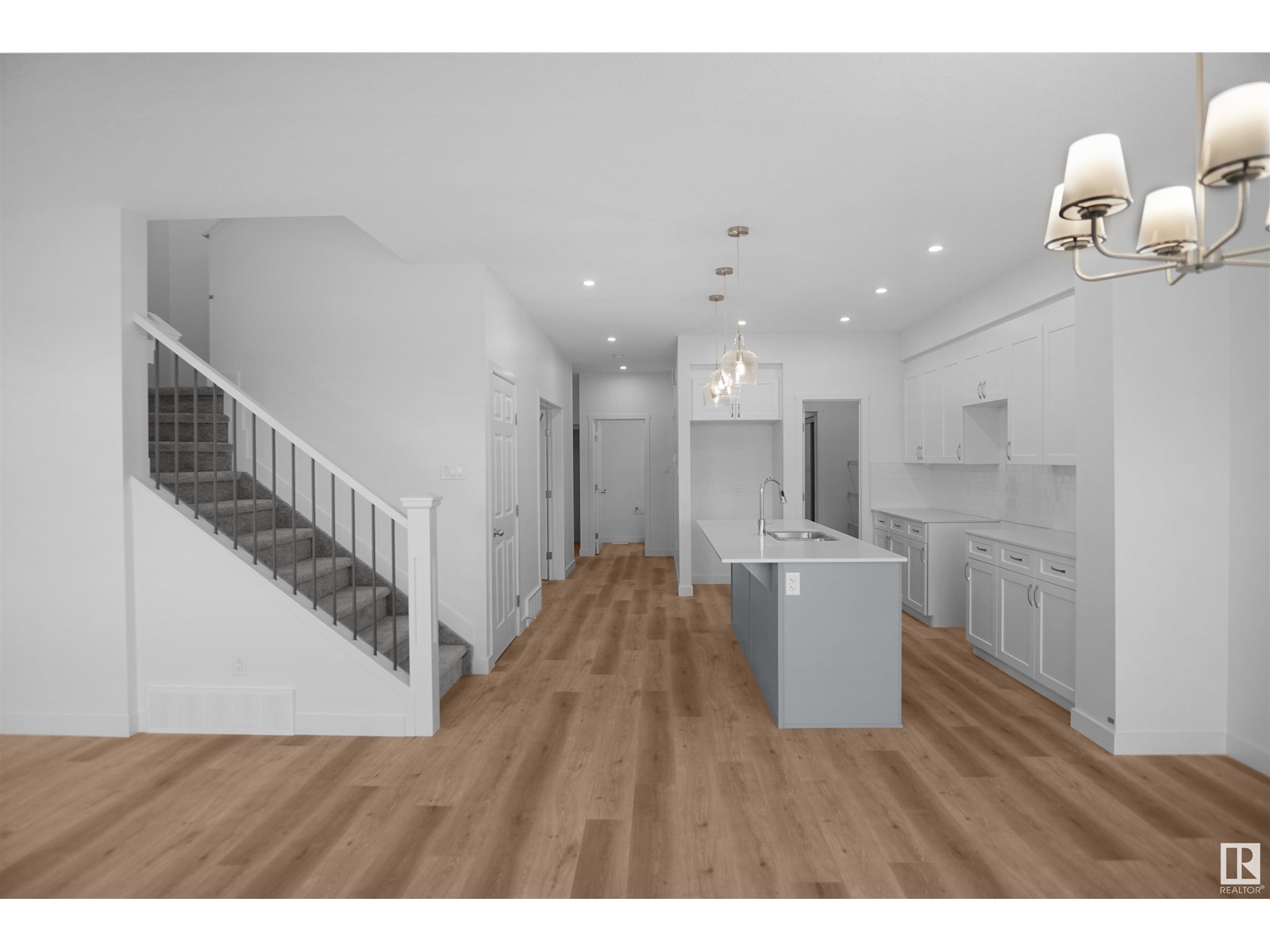 Property at 4 Ellis LI image 5