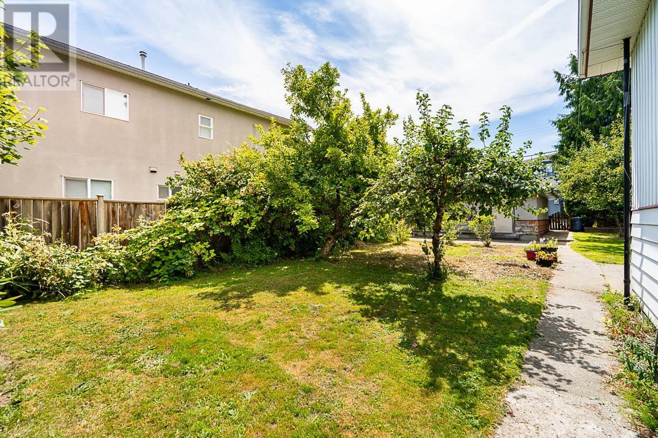 3724 Kincaid Street, Burnaby, British Columbia  V5G 1V5 - Photo 7 - R3024929
