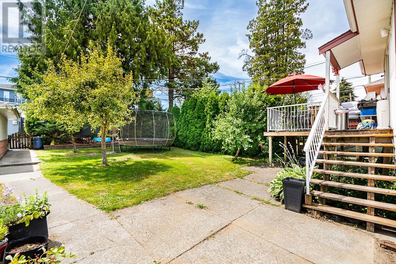 3724 Kincaid Street, Burnaby, British Columbia  V5G 1V5 - Photo 10 - R3024929