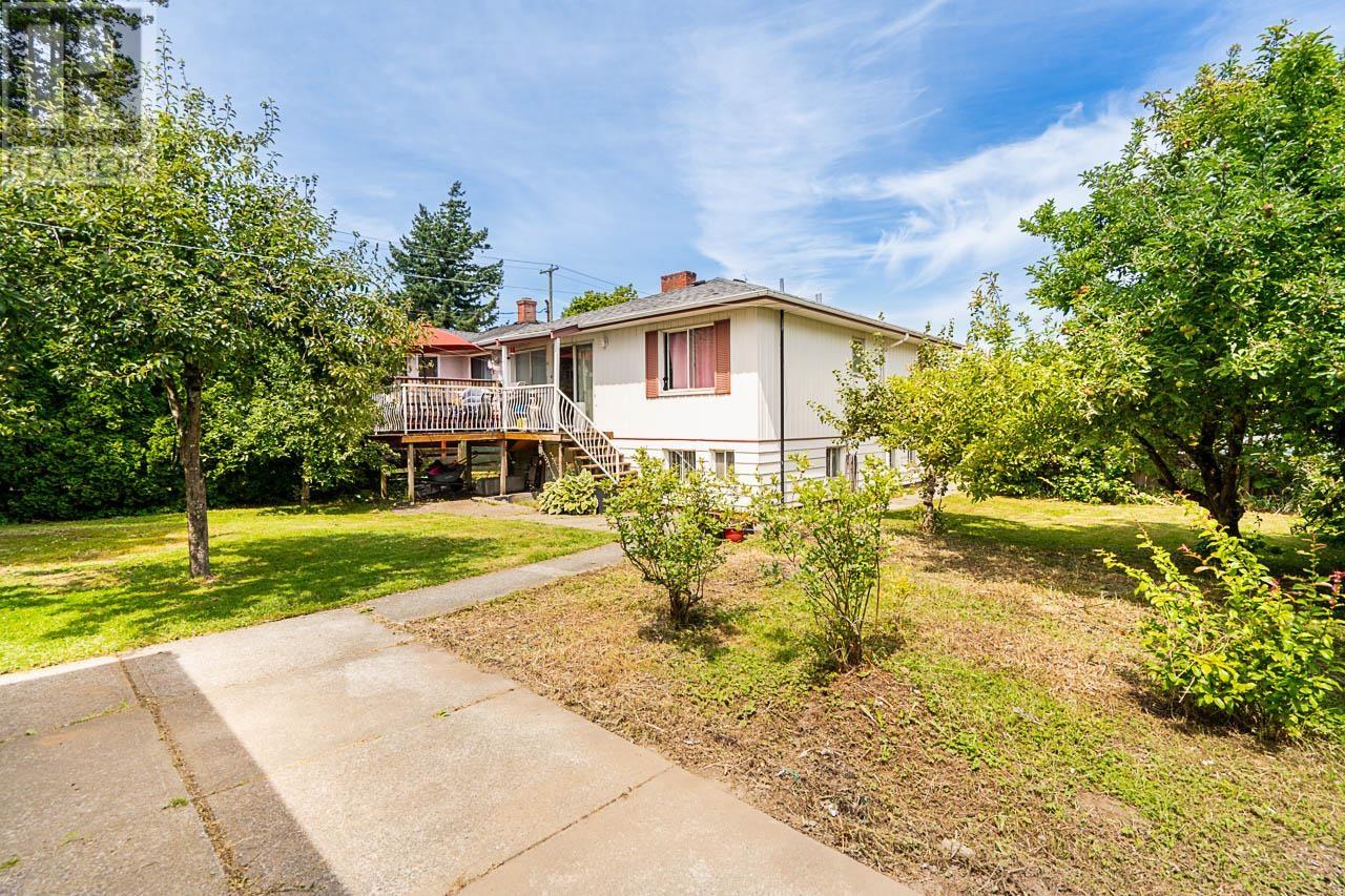 3724 Kincaid Street, Burnaby, British Columbia  V5G 1V5 - Photo 13 - R3024929