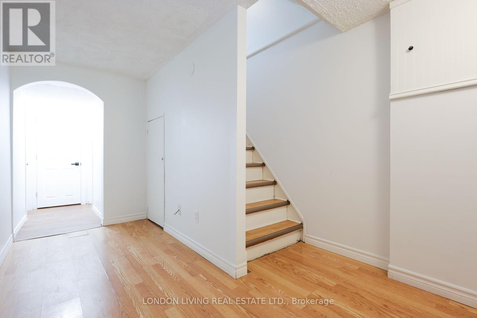 146 Culver Crescent, London East, Ontario  N5V 3G7 - Photo 17 - X12284118