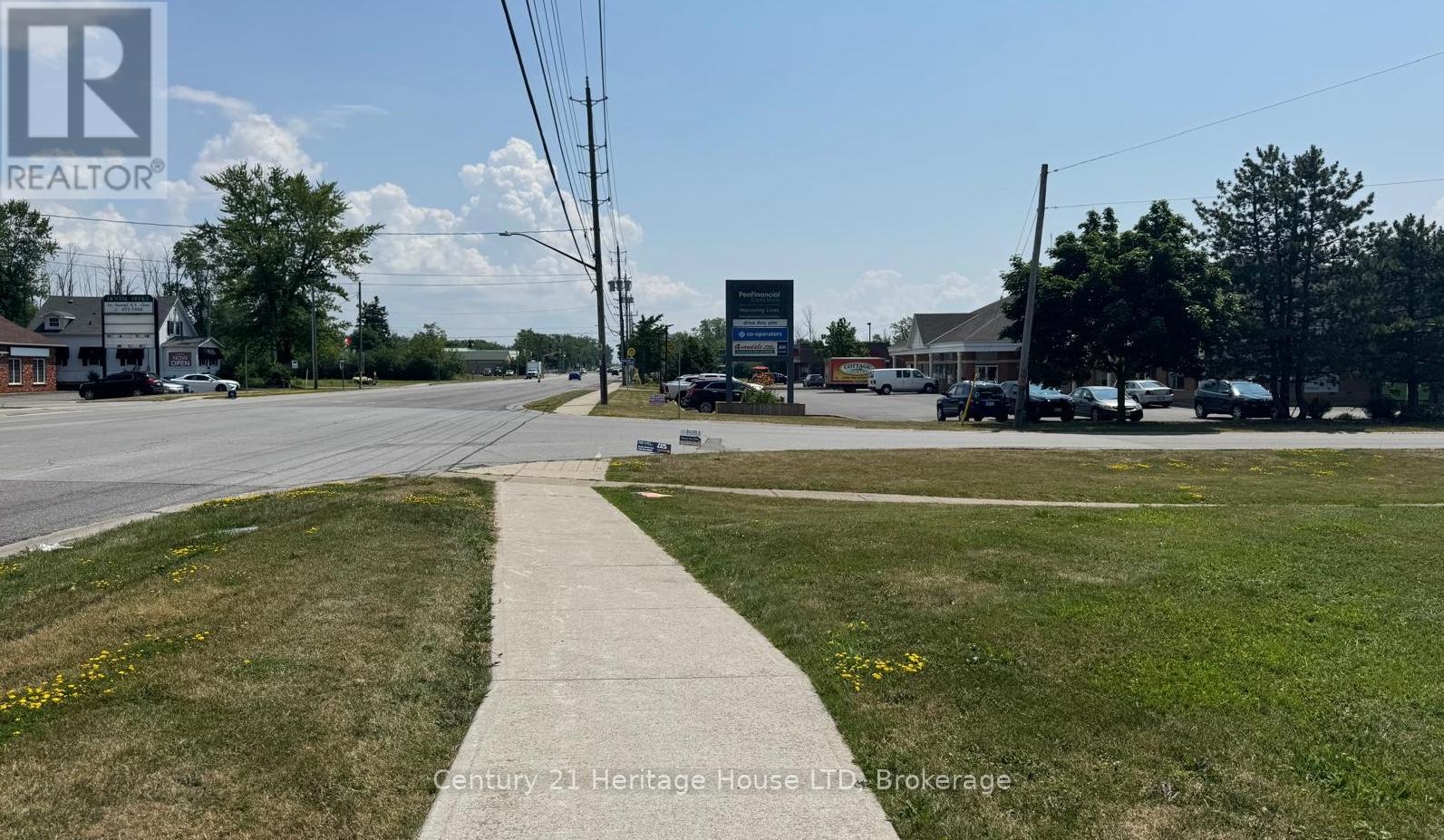 1233 Garrison Road, Fort Erie, Ontario  L2A 1P2 - Photo 6 - X12278446