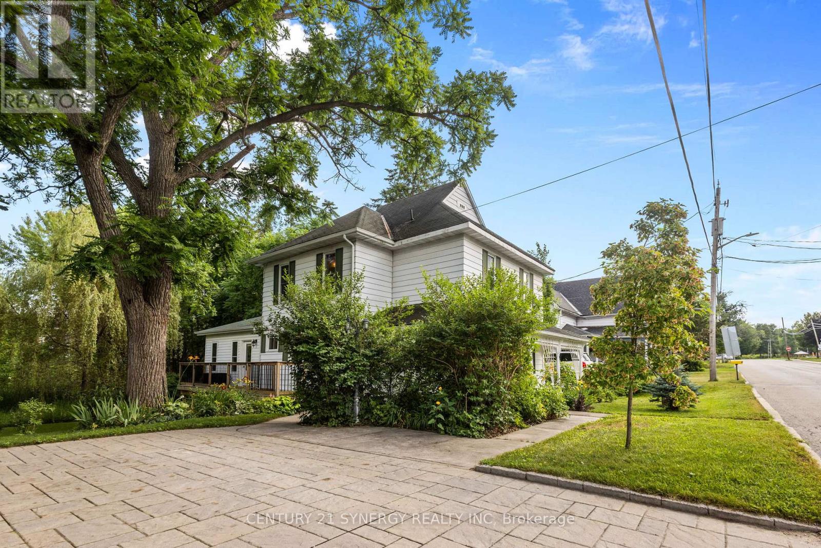 23 Rideau Street, Westport, Ontario  K0G 1X0 - Photo 2 - X12284096