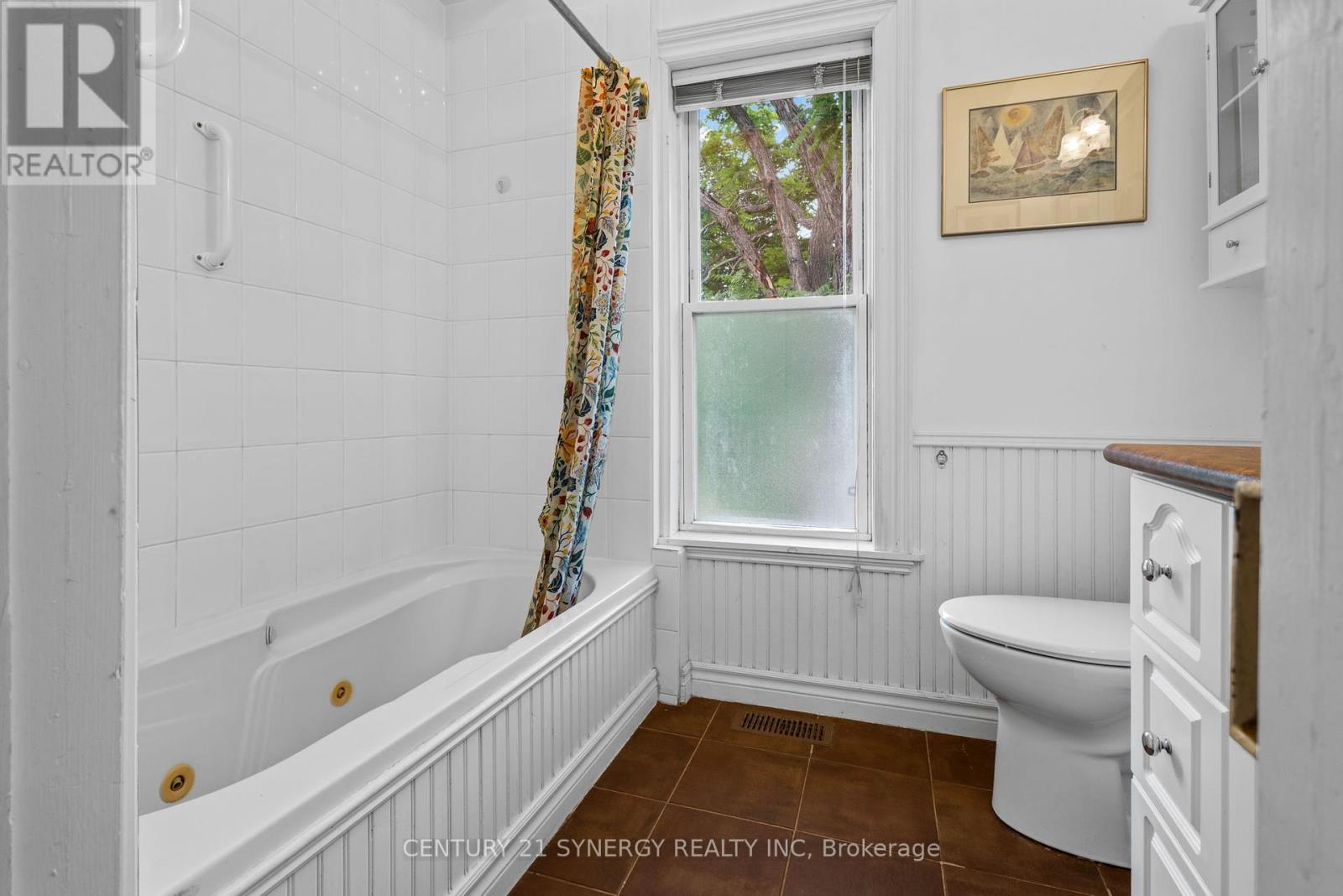 23 Rideau Street, Westport, Ontario  K0G 1X0 - Photo 28 - X12284096
