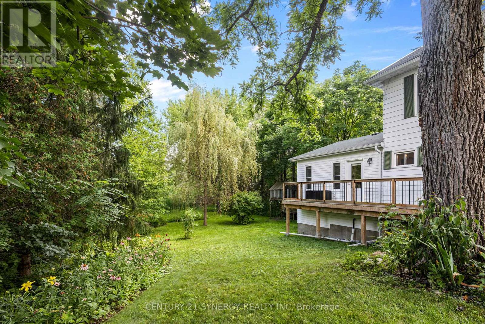 23 Rideau Street, Westport, Ontario  K0G 1X0 - Photo 36 - X12284096