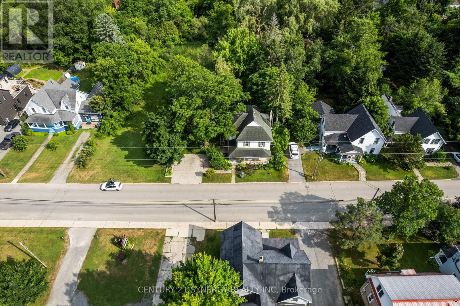 23 Rideau Street, Westport, Ontario  K0G 1X0 - Photo 43 - X12284096