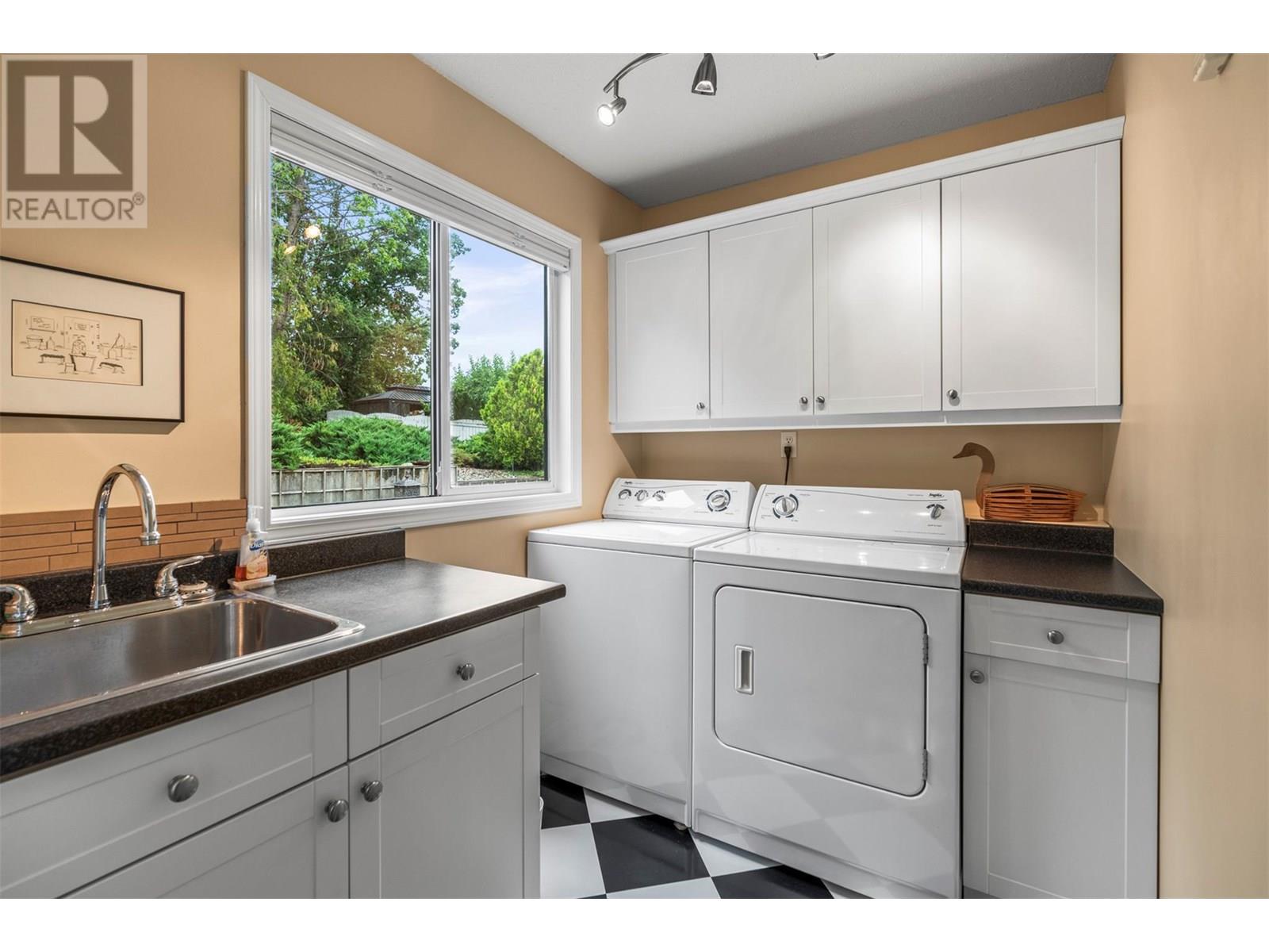 491 Terrace Drive, Coldstream, British Columbia  V1B 2W9 - Photo 27 - 10354926