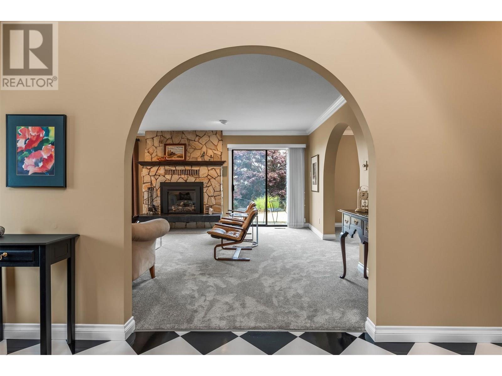 491 Terrace Drive, Coldstream, British Columbia  V1B 2W9 - Photo 8 - 10354926