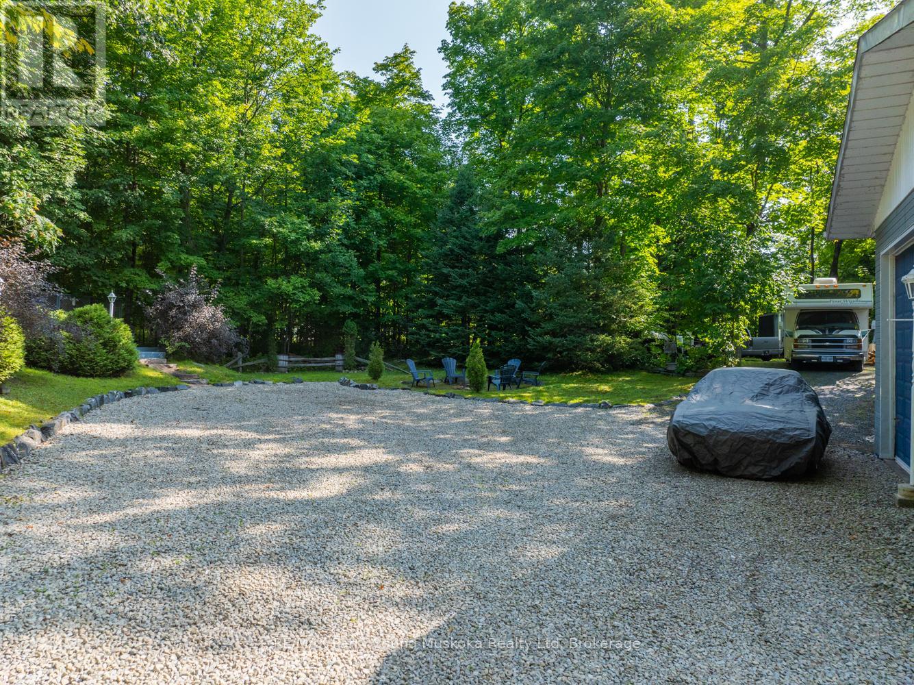 3 & 5 Squirrel Avenue, Mcdougall, Ontario  P2A 2W7 - Photo 10 - X12284048