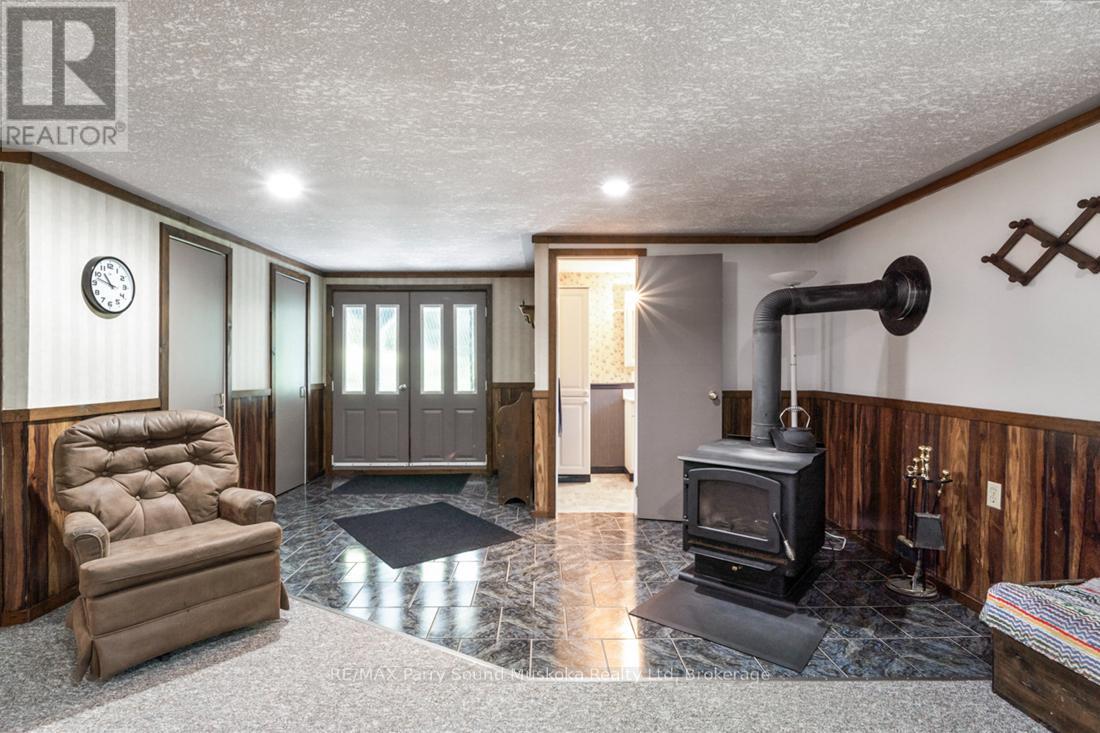 3 & 5 Squirrel Avenue, Mcdougall, Ontario  P2A 2W7 - Photo 41 - X12284048