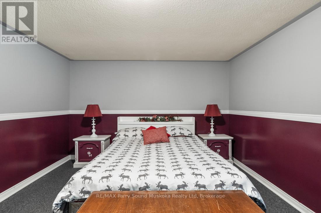 3 & 5 Squirrel Avenue, Mcdougall, Ontario  P2A 2W7 - Photo 45 - X12284048