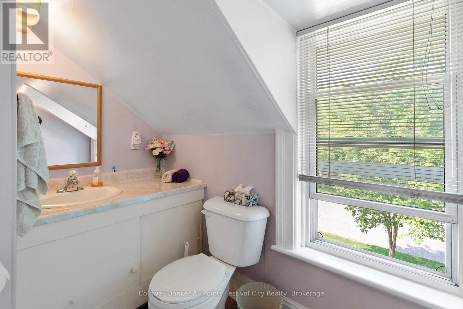 31 Victoria Street S, Goderich, Ontario  N7A 3H4 - Photo 42 - X12284072