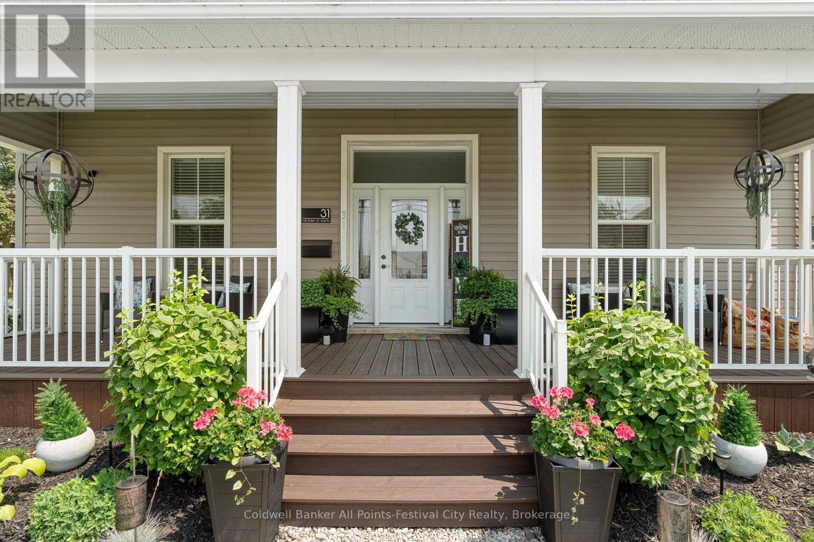 31 Victoria Street S, Goderich, Ontario  N7A 3H4 - Photo 6 - X12284072