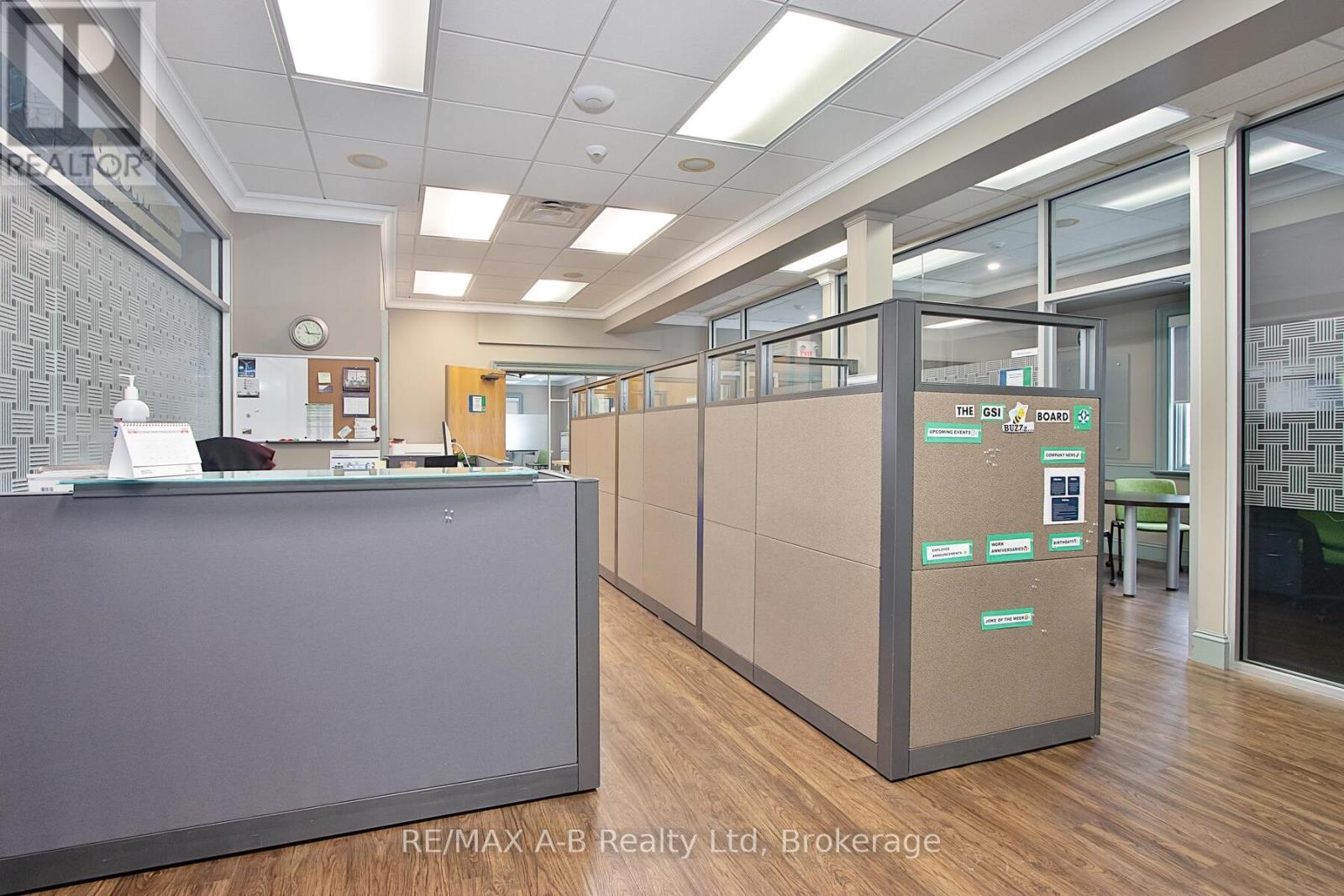 140 Foundry Street, Wilmot, Ontario  N3A 2P7 - Photo 14 - X12284106