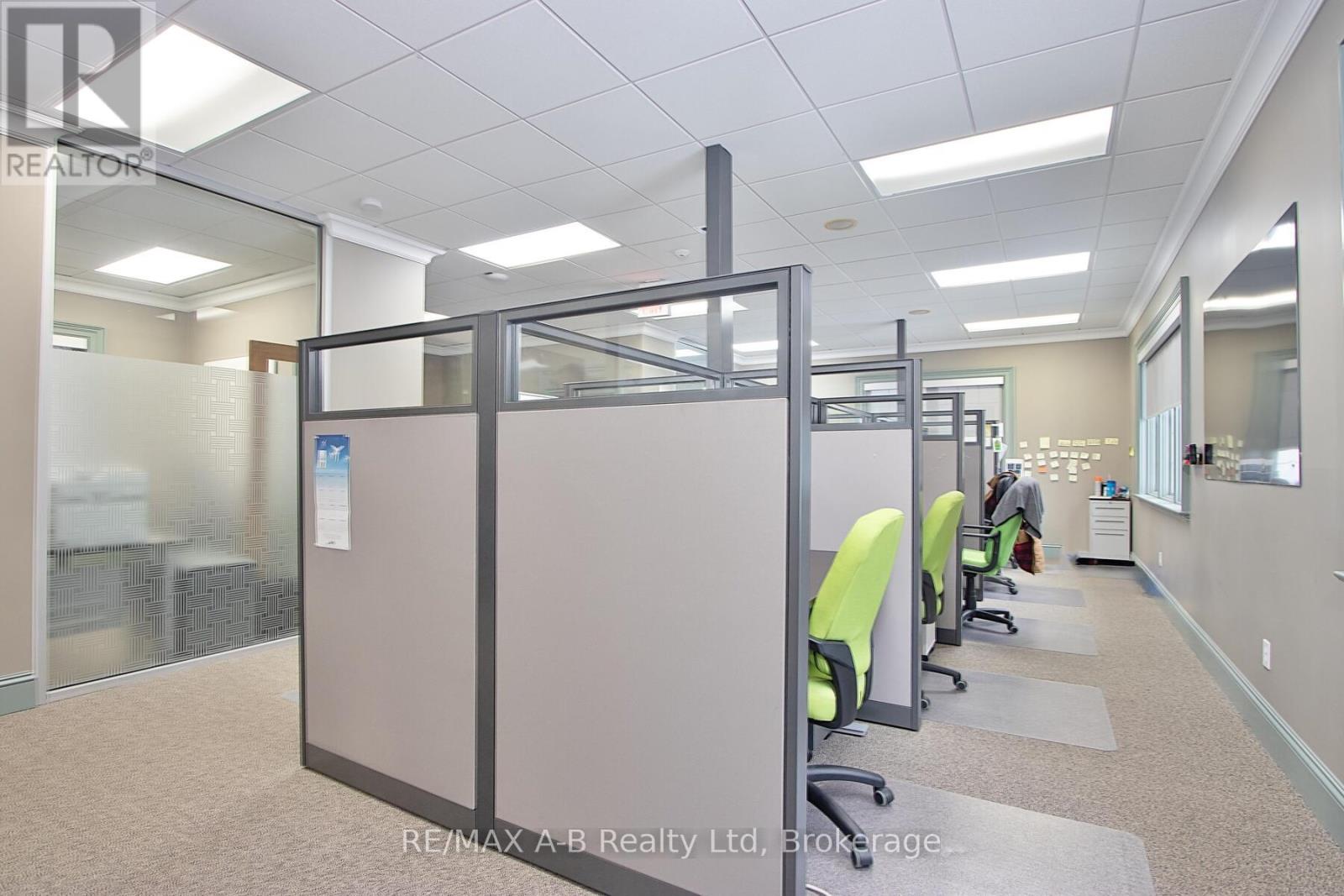 140 Foundry Street, Wilmot, Ontario  N3A 2P7 - Photo 18 - X12284106