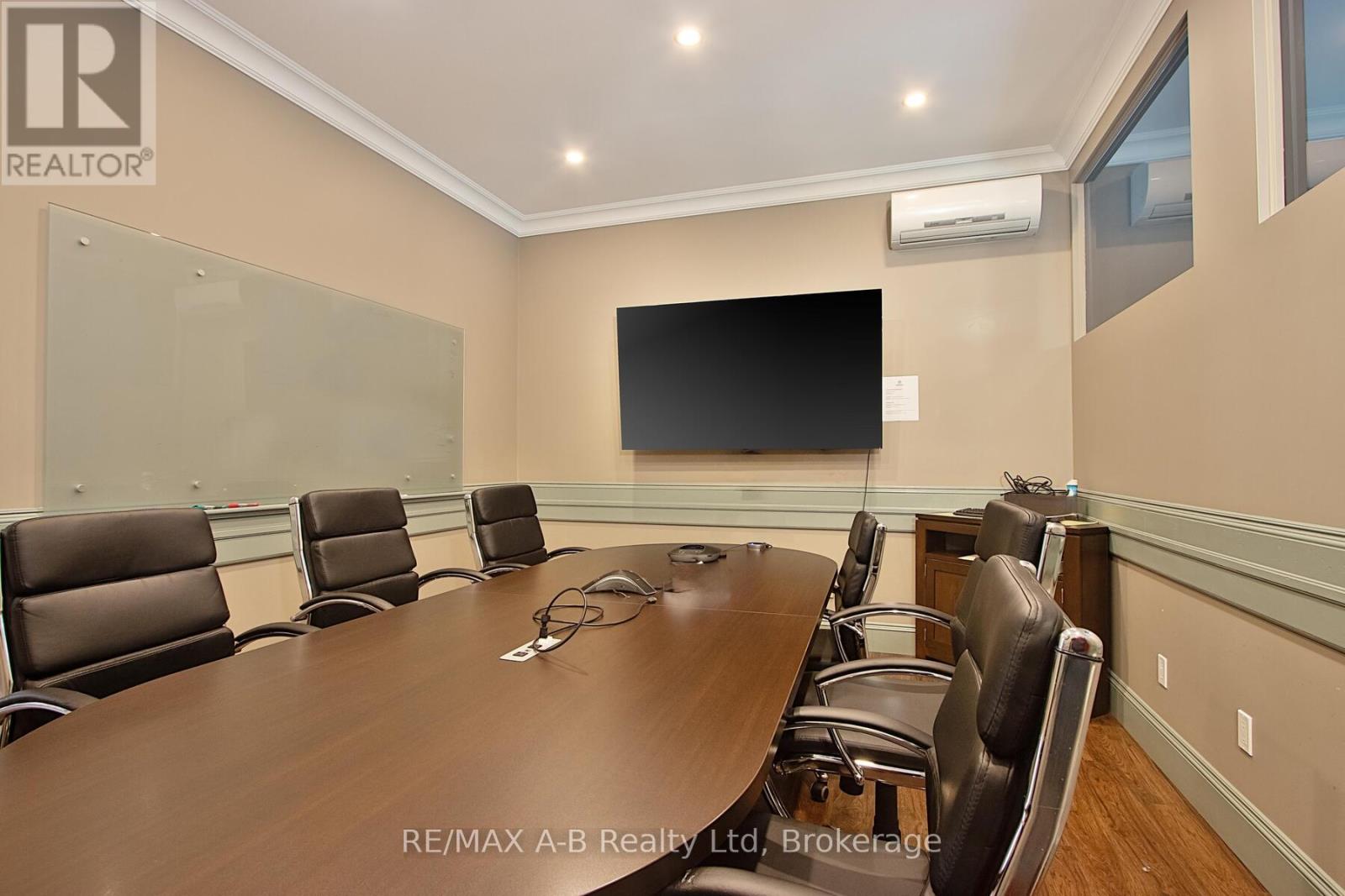 140 Foundry Street, Wilmot, Ontario  N3A 2P7 - Photo 33 - X12284106