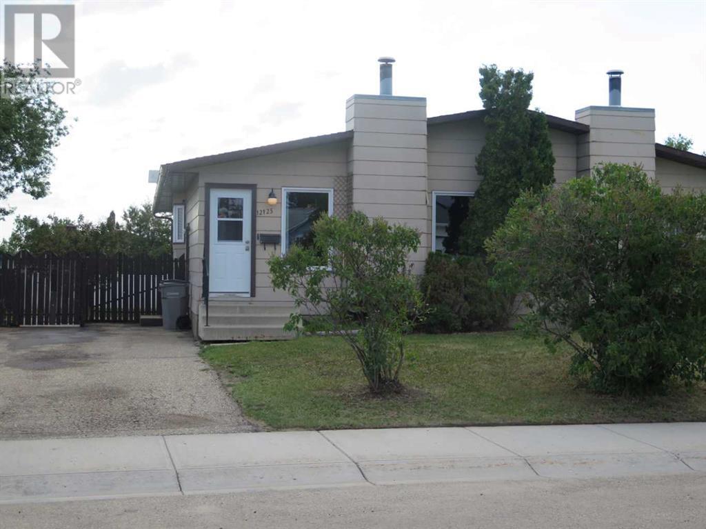 Property at 12125 95A Street image 1
