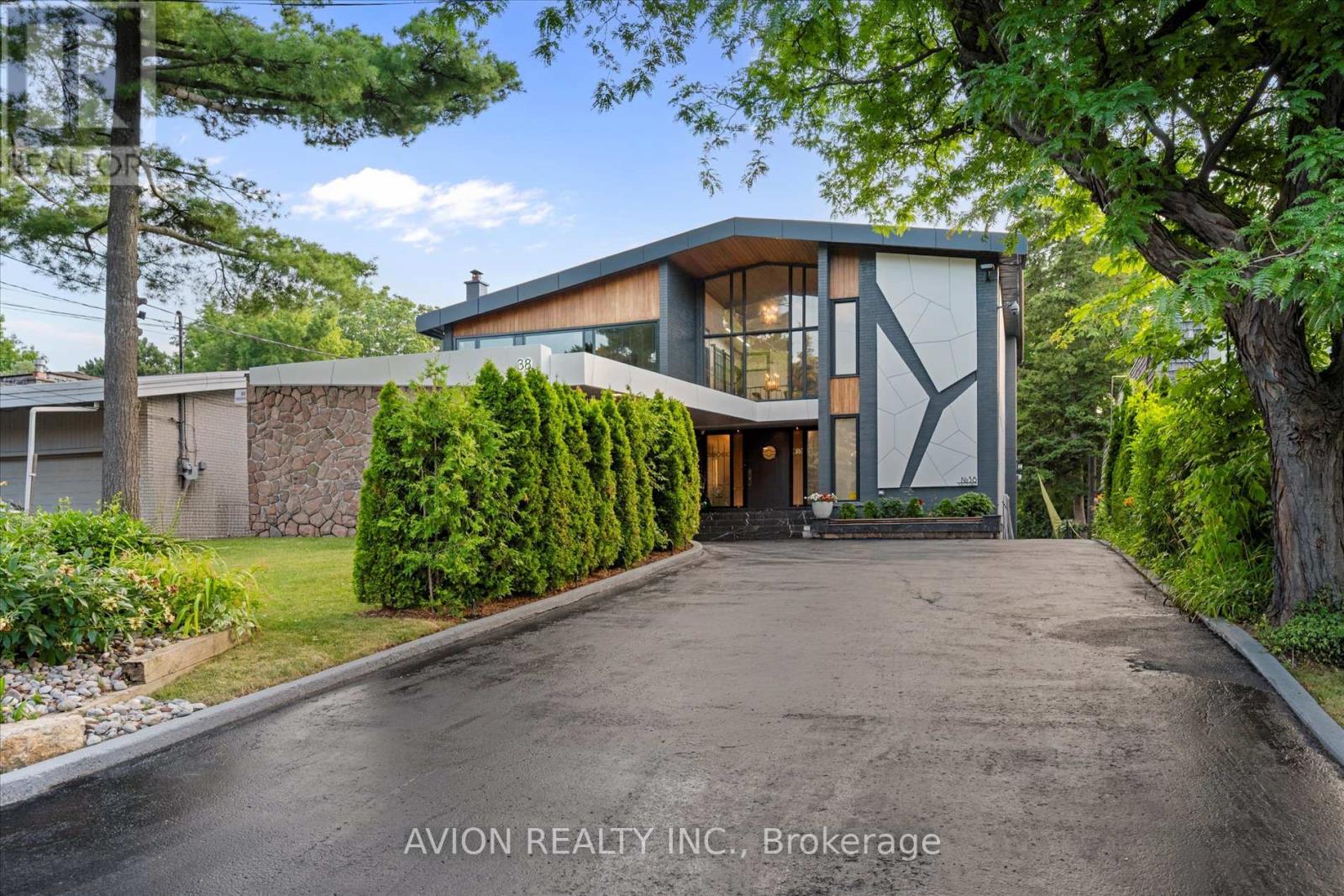 Property at 38 PURDON DRIVE image 3