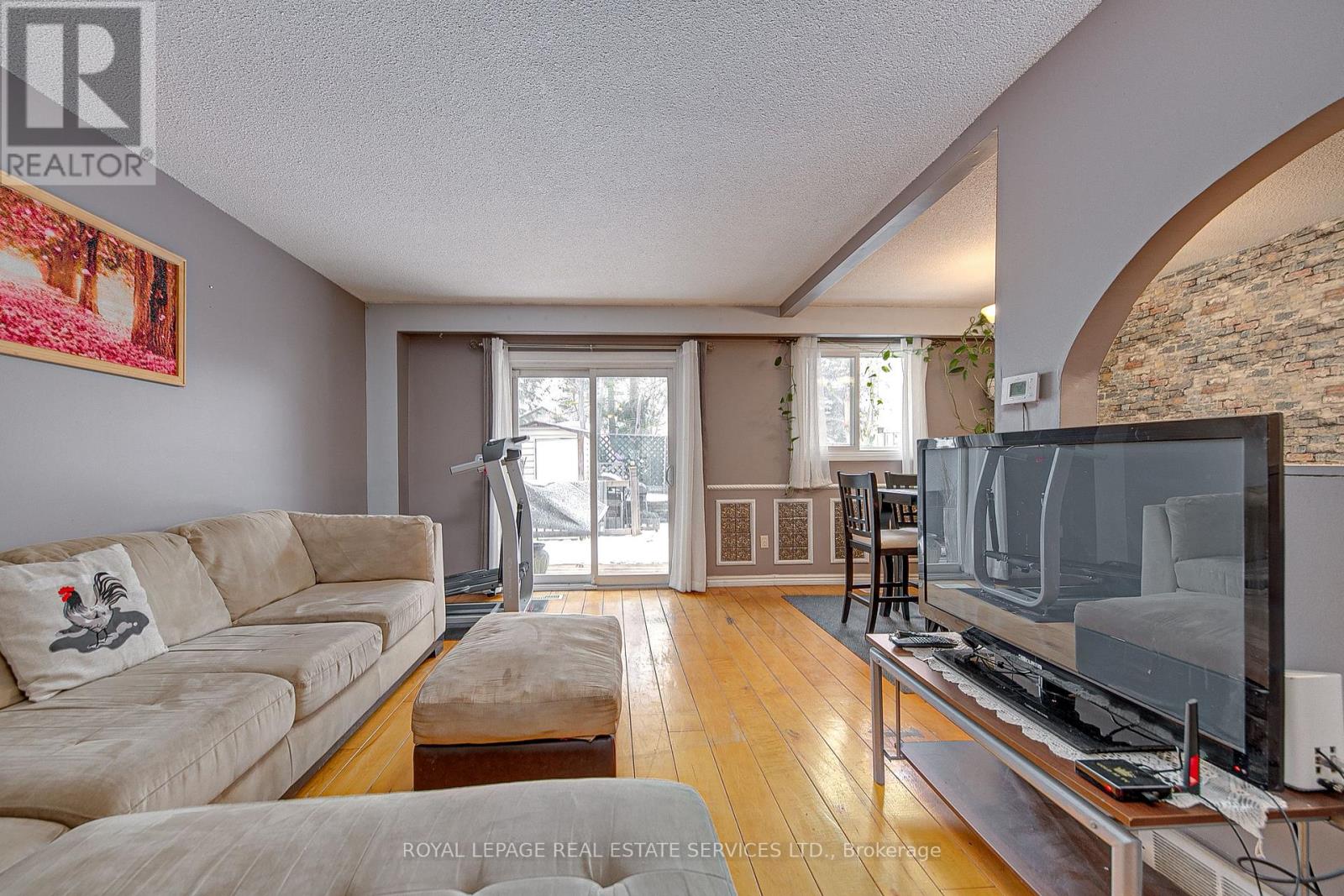 24 Deer Run Crescent, Bradford West Gwillimbury, Ontario  L3Z 1N2 - Photo 20 - N12284041