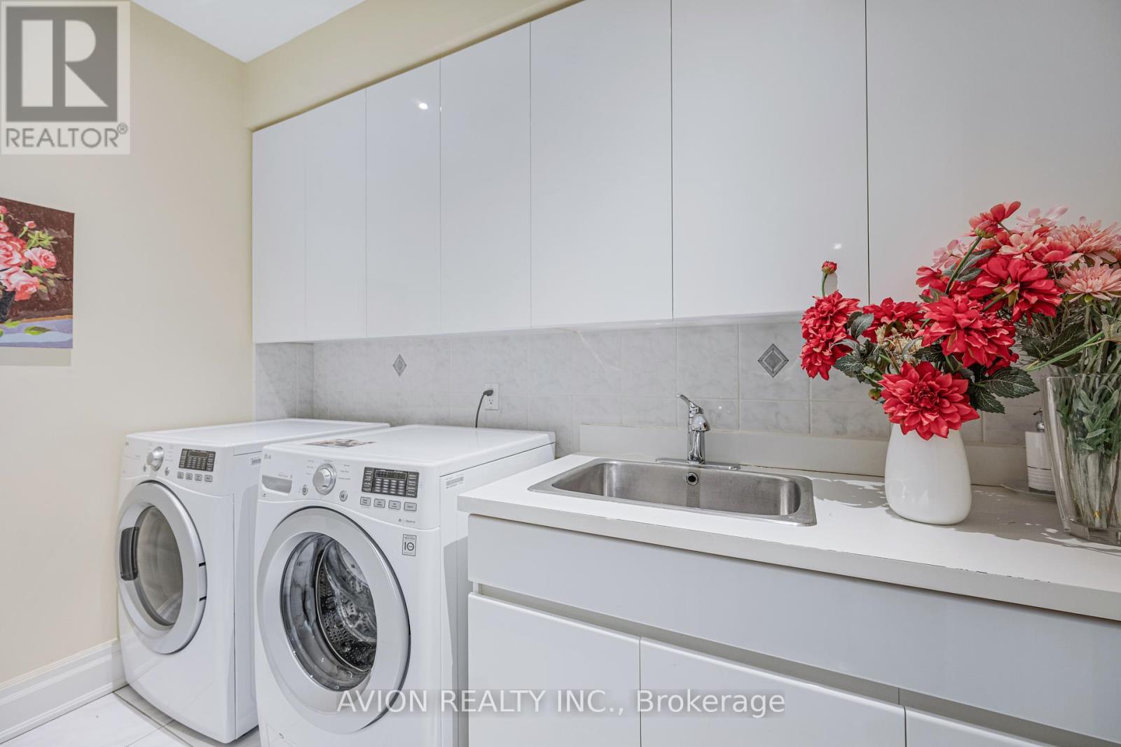 13 Bayview Forest Lane, Markham, Ontario  L3T 7S4 - Photo 28 - N12284093