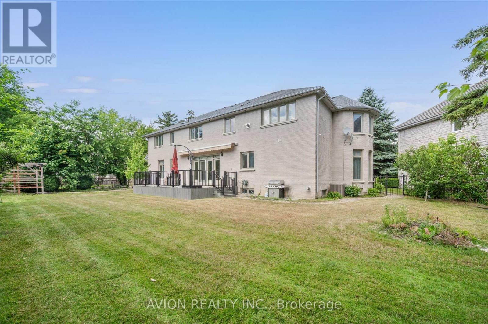 13 Bayview Forest Lane, Markham, Ontario  L3T 7S4 - Photo 47 - N12284093