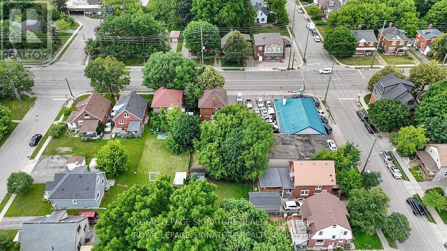 159-165 Erb Street W, Waterloo, Ontario  N2L 1V2 - Photo 5 - X12284119