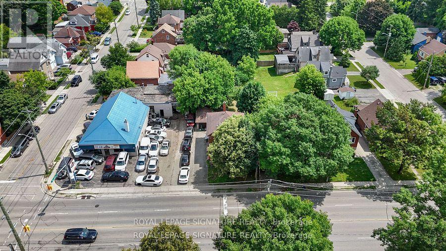 159-165 Erb Street W, Waterloo, Ontario  N2L 1V2 - Photo 6 - X12284119