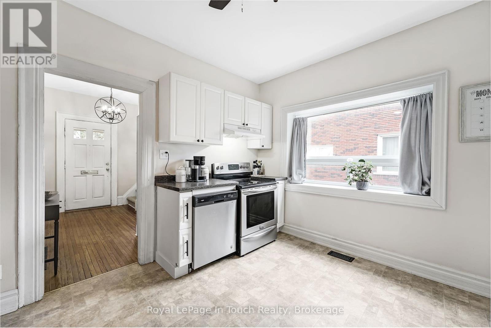 431 Manly Street, Midland, Ontario  L4R 3E6 - Photo 12 - S12284159